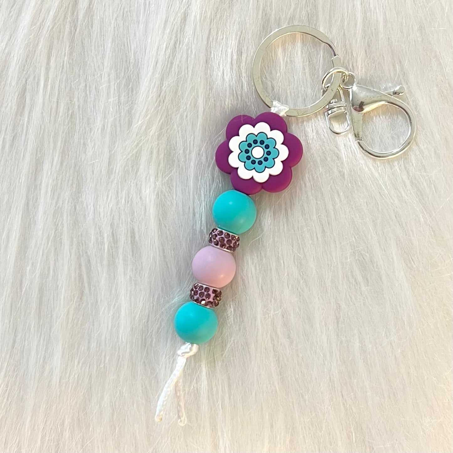 Retro Flower Keychain