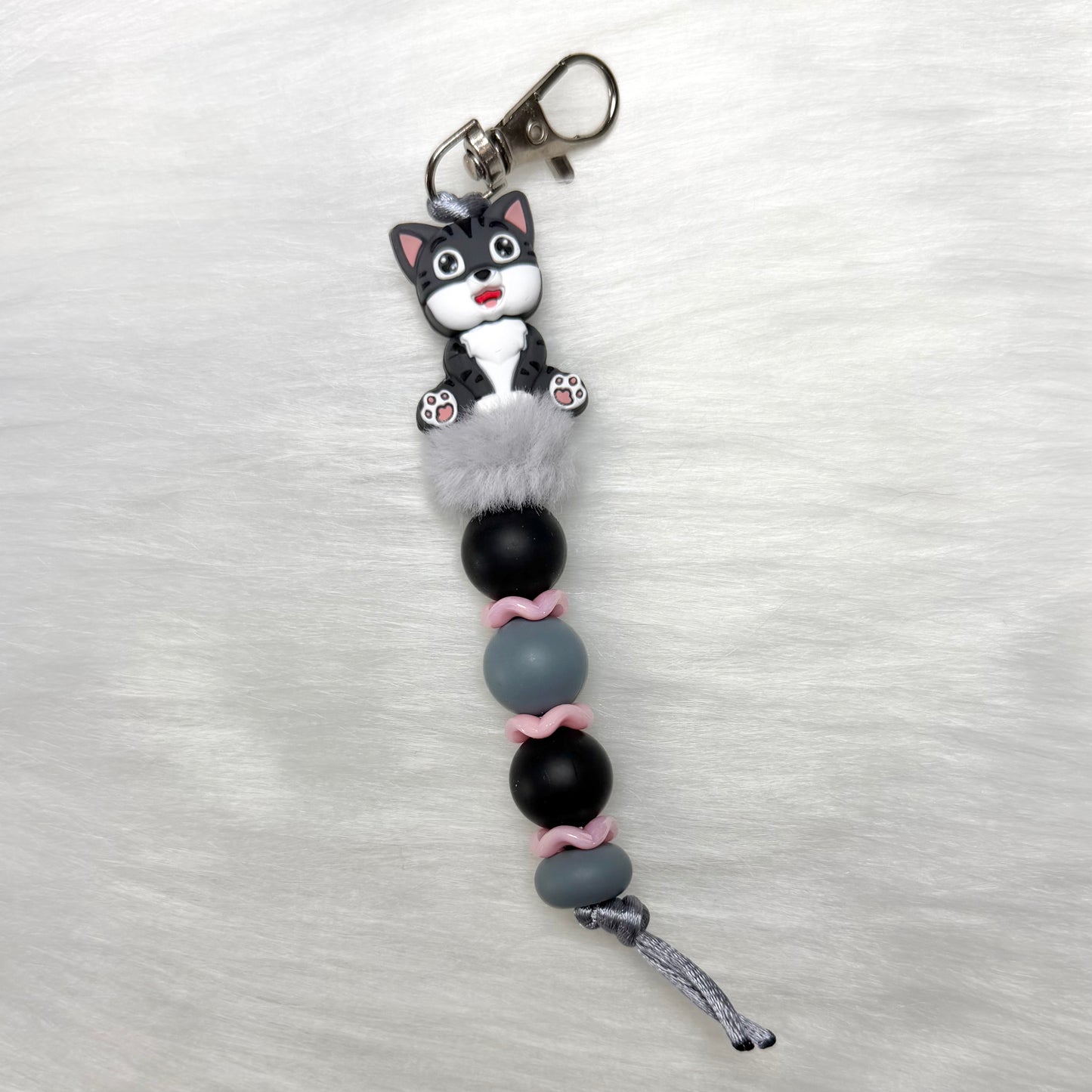 DARK GRAY CAT KEYCHAIN/ZIPPER PULL