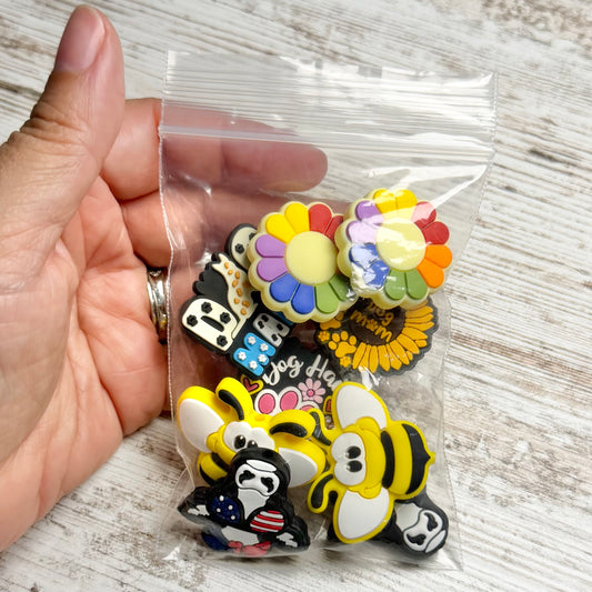 DESTASH PRICED - Silicone focal beads mix (9 count)
